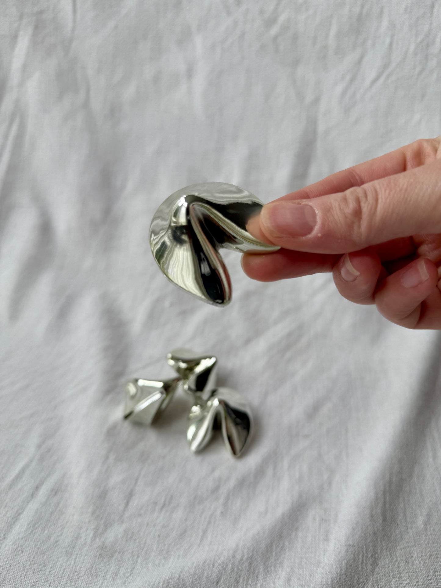 Fortune cookie placecard holders