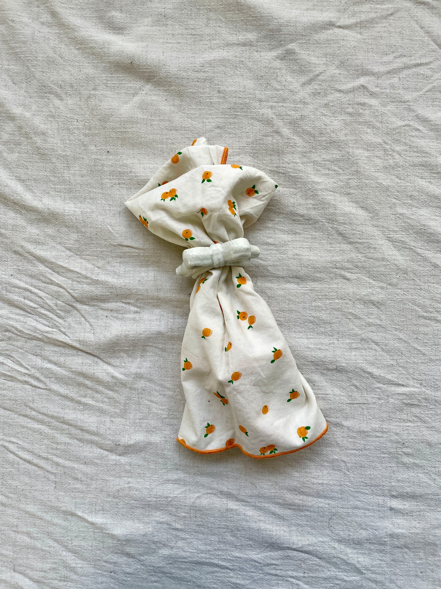 Ceramic bow napkin rings