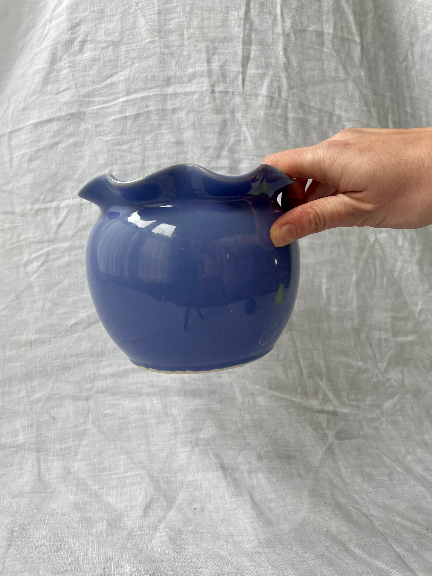 *SALE* Wavy blue vase/pot