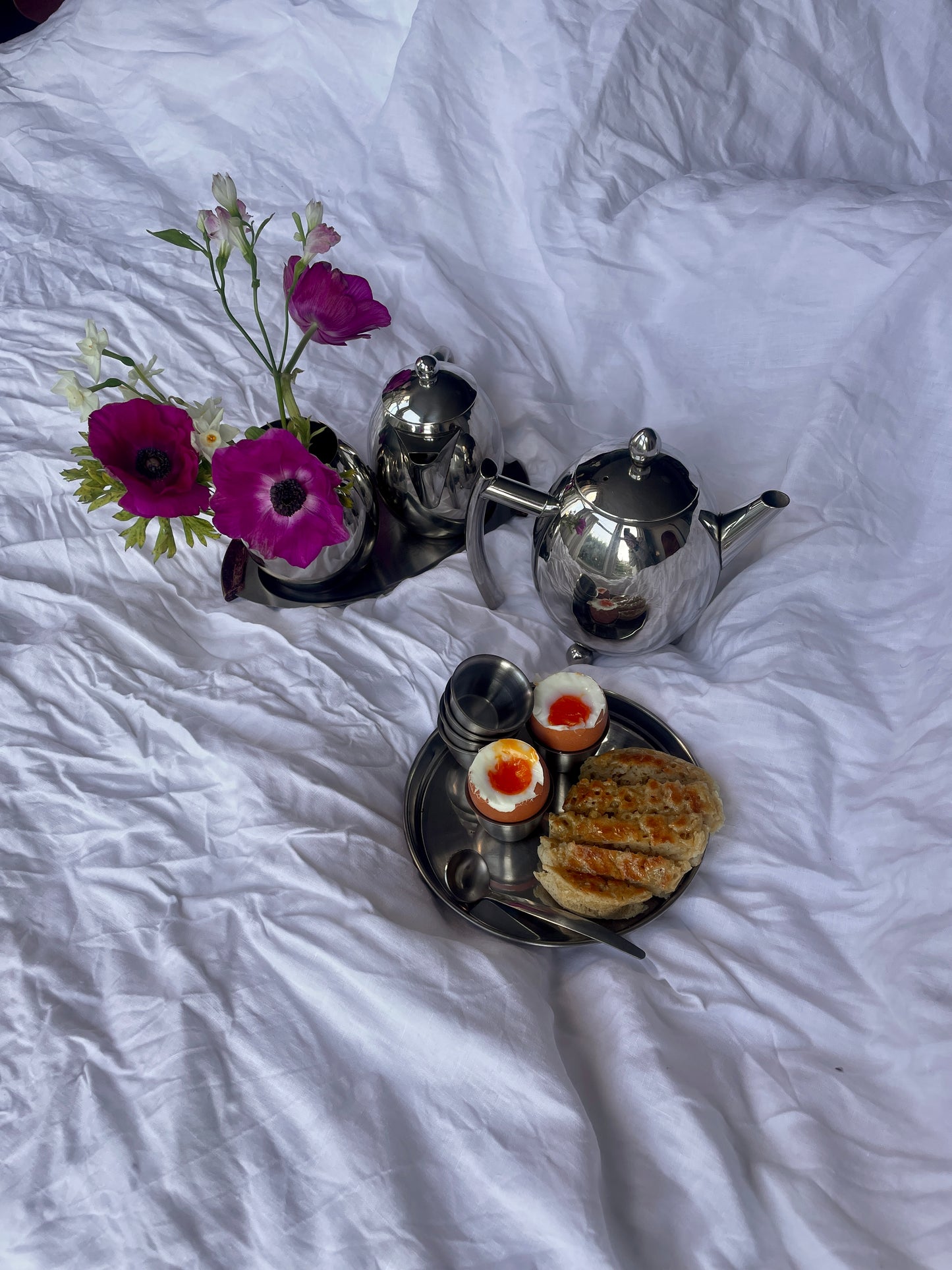 Breakfast in bed set