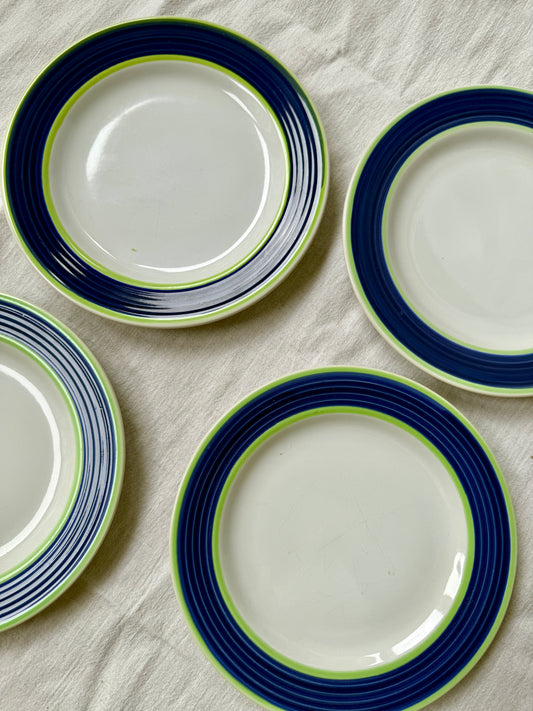 Set of 8 vintage side plates