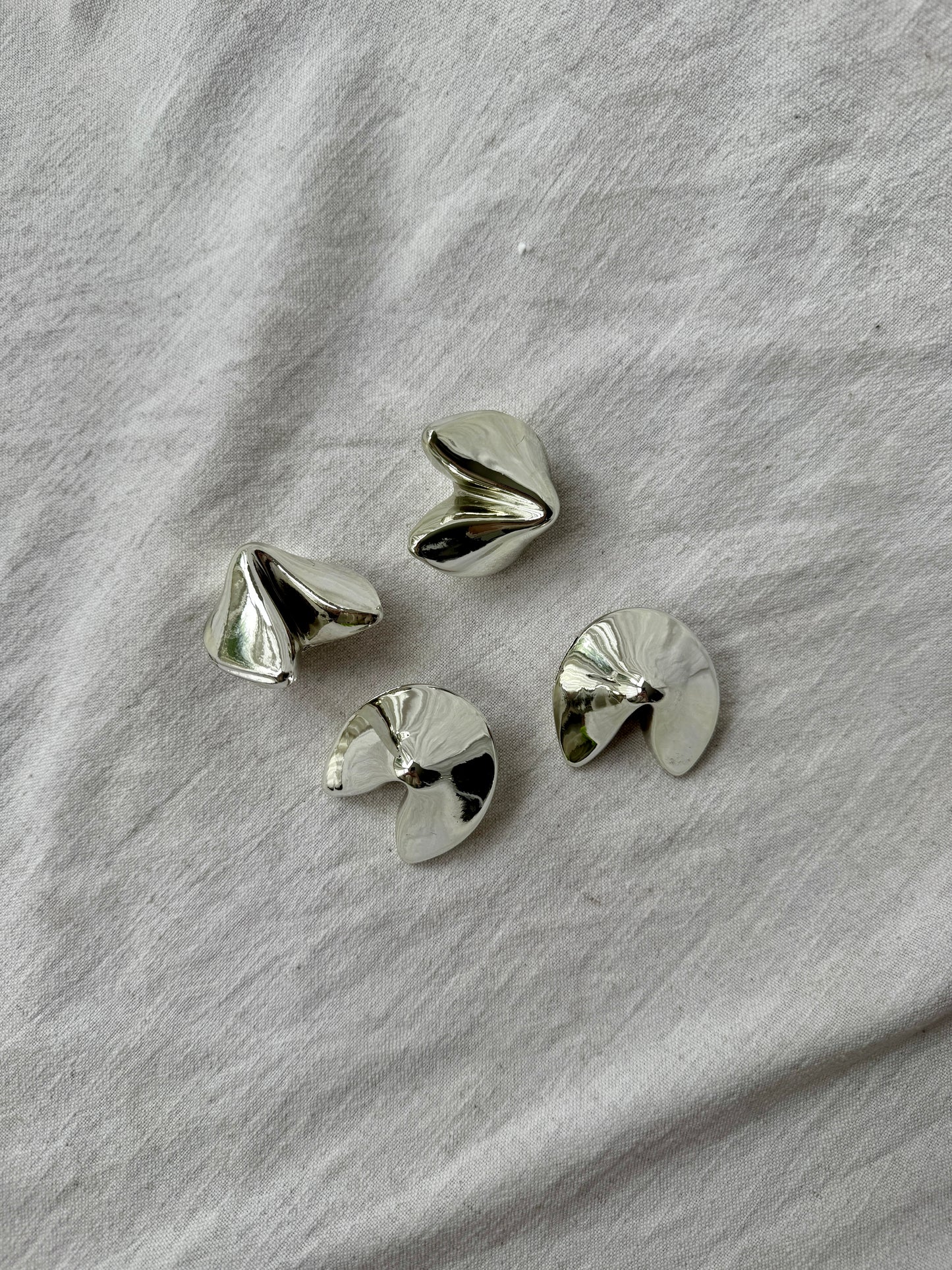 Fortune cookie placecard holders