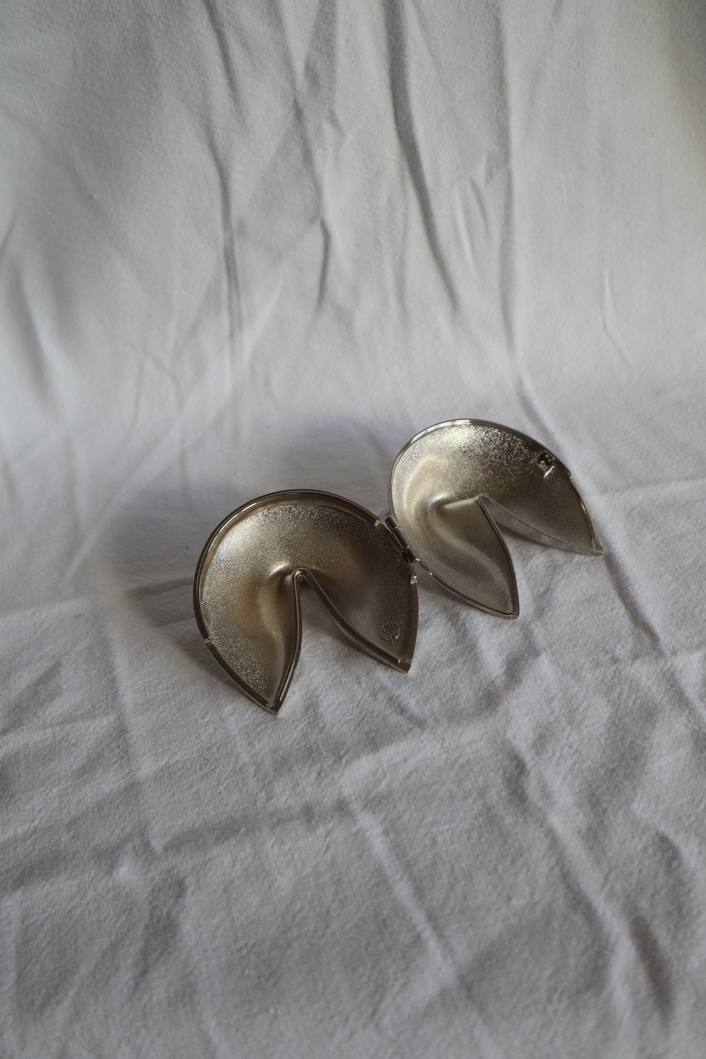 Silver plated vintage fortune cookie jewellery or pillbox