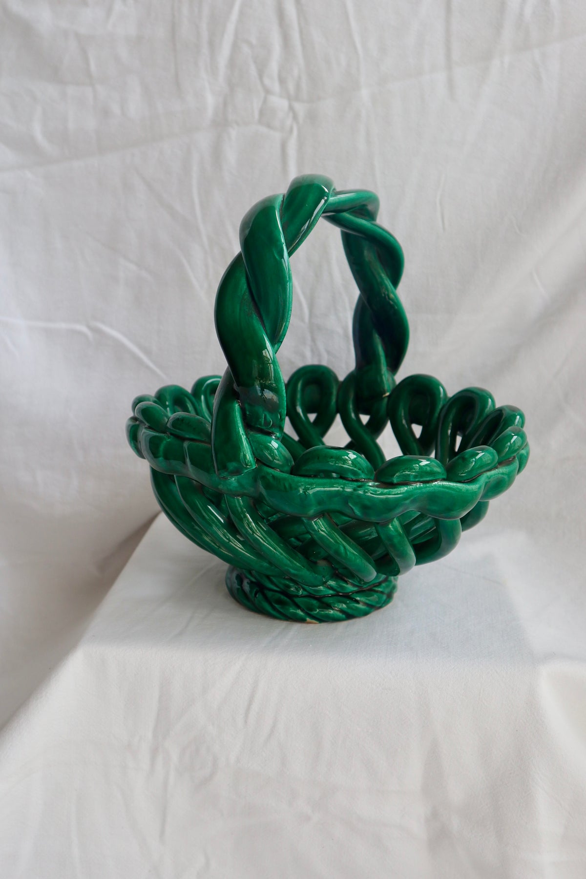 Vallauris woven ceramic emerald basket