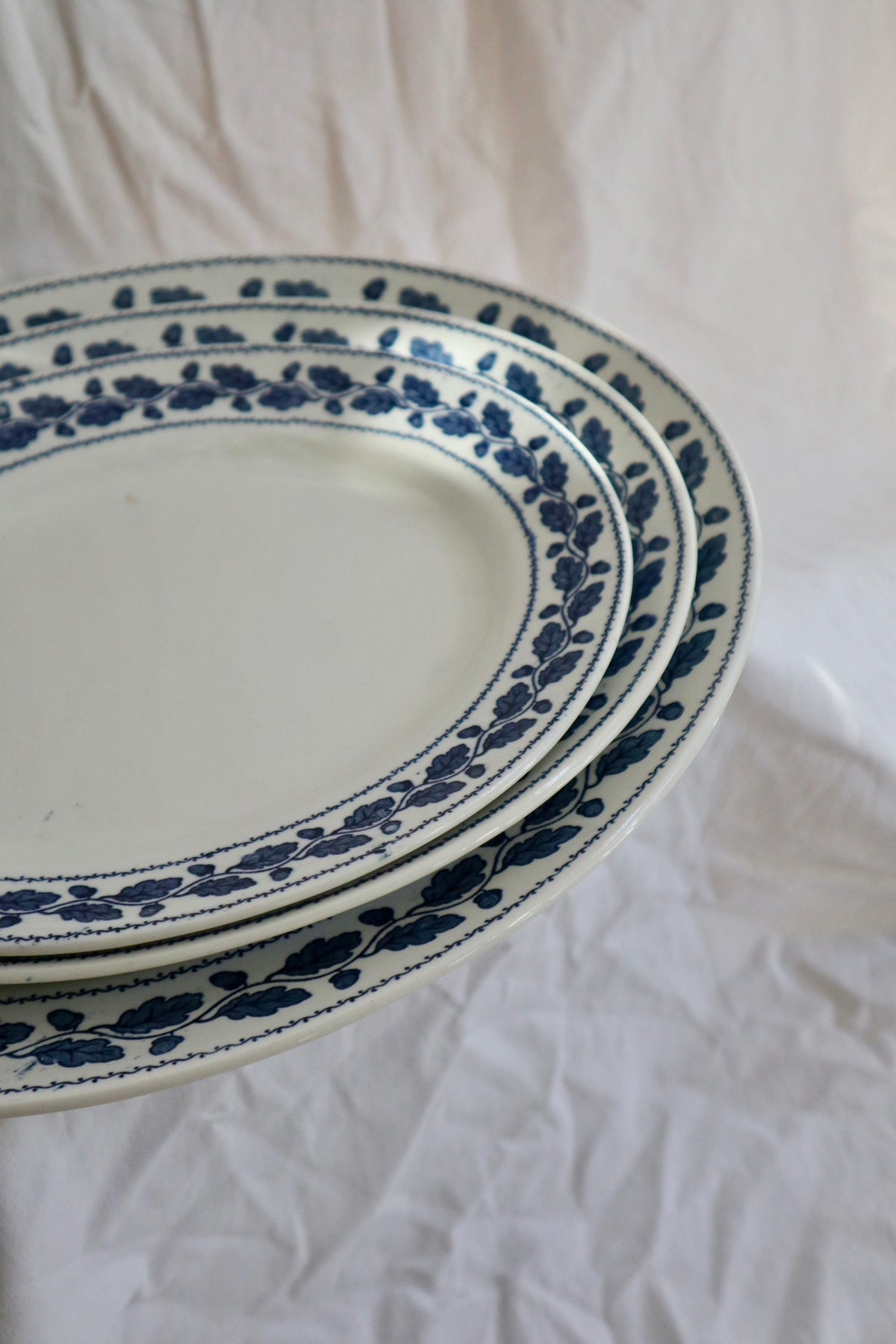 Set of three acorn design platters