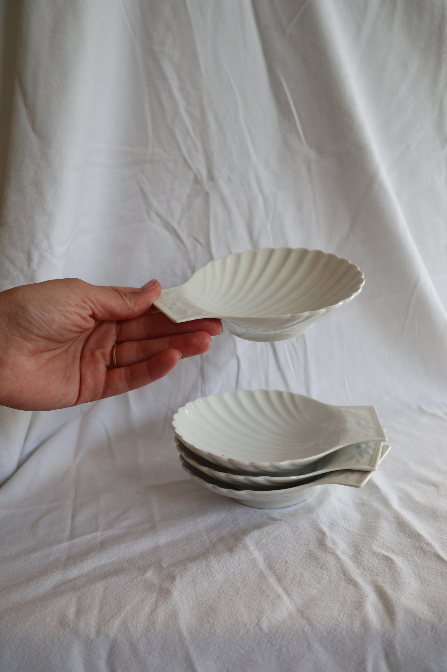 Set of 4 French vintage ceramic shell dishes