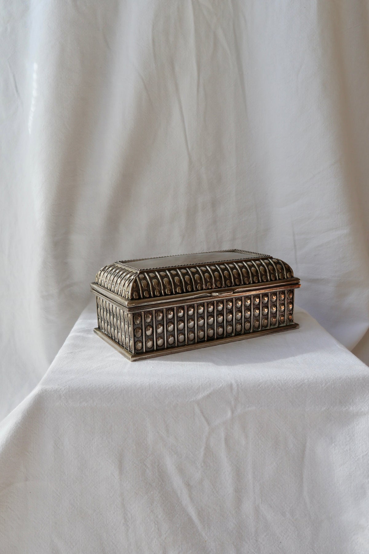 Silver plated bobbin design lined jewellery box