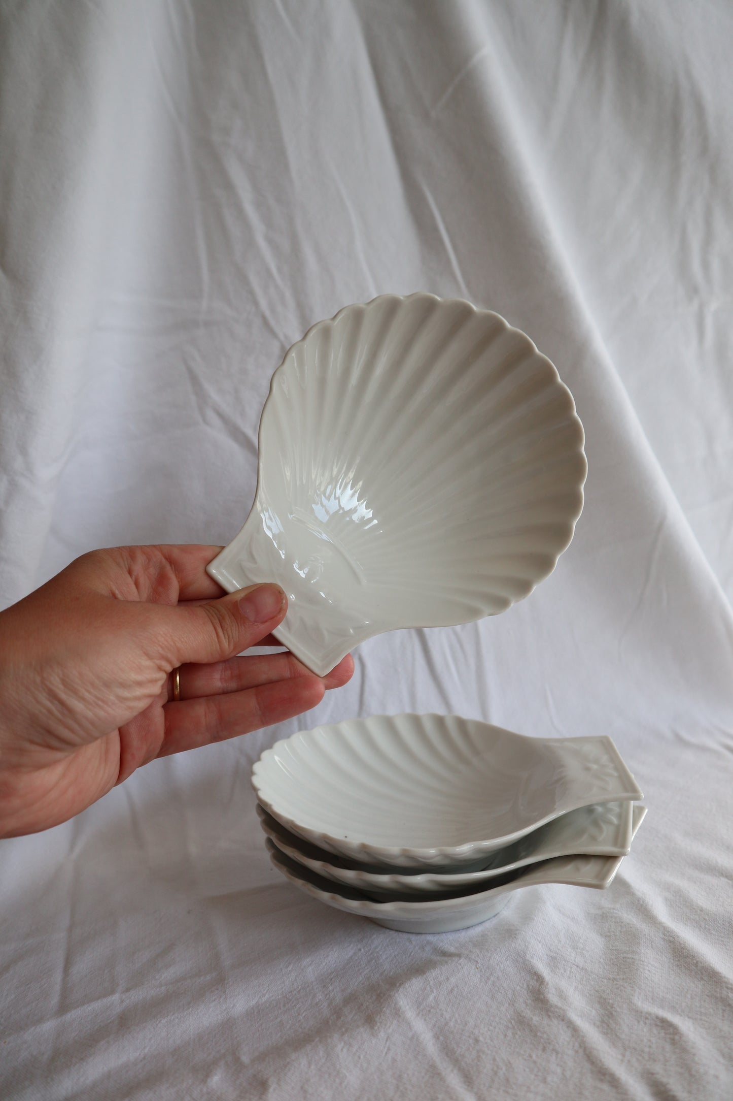 Set of 4 French vintage ceramic shell dishes